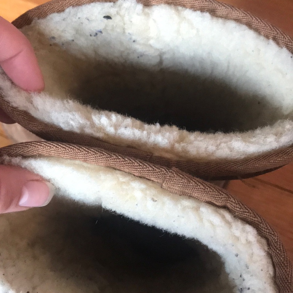 UGG Tall Classic Original Chestnut Boots - Picture 6 of 7